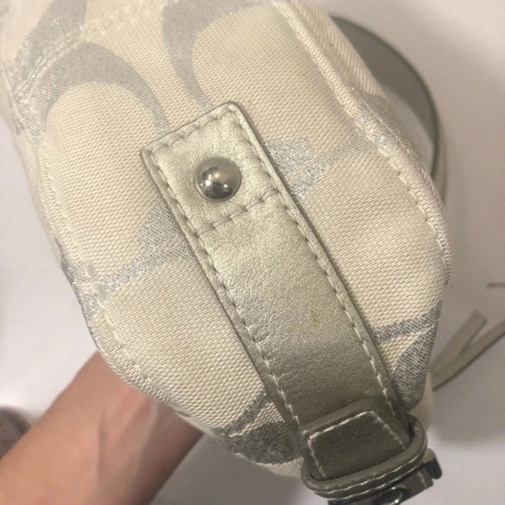 Coach vintage y2k 42715 signature white silver mini Zoe hobo bag